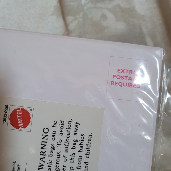 Vintage Barbie Fashion Birthday Card - Picture 8 of 10